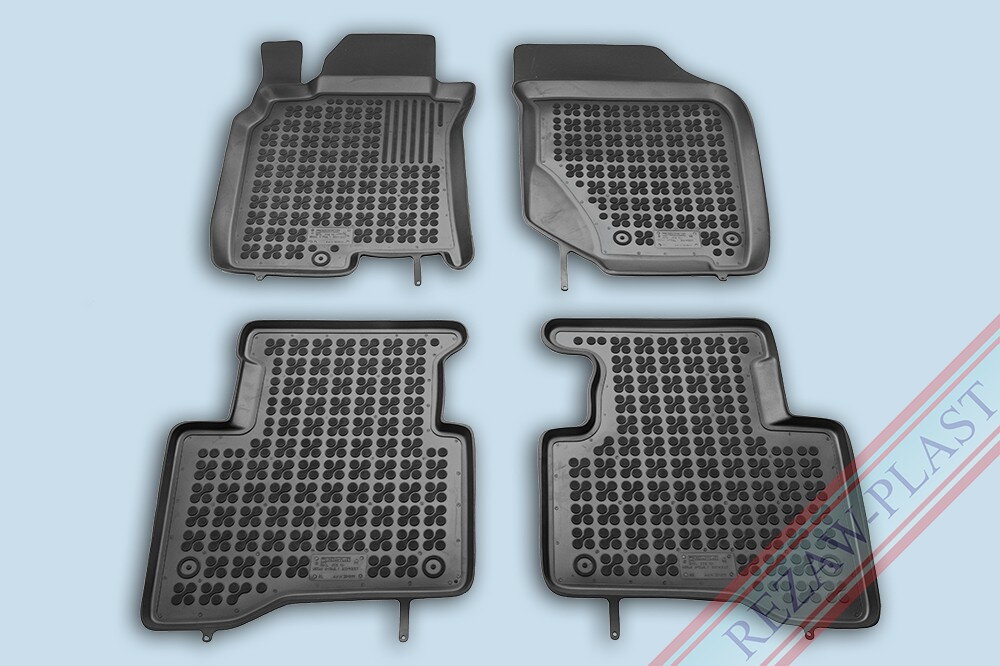 Autokoberce gumové Rezaw Plast Nissan X-Trail 2001-2007